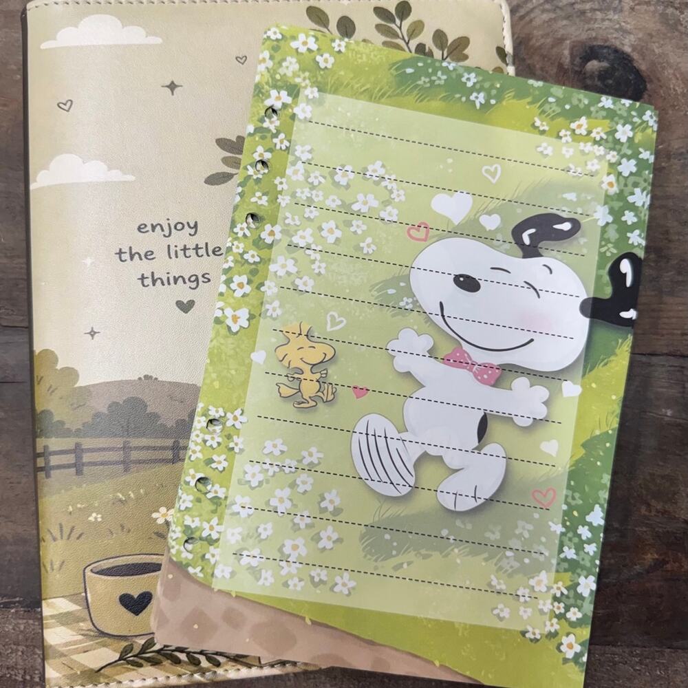 Peanuts Snoopy A5 Binder w/ matching stationery paper.